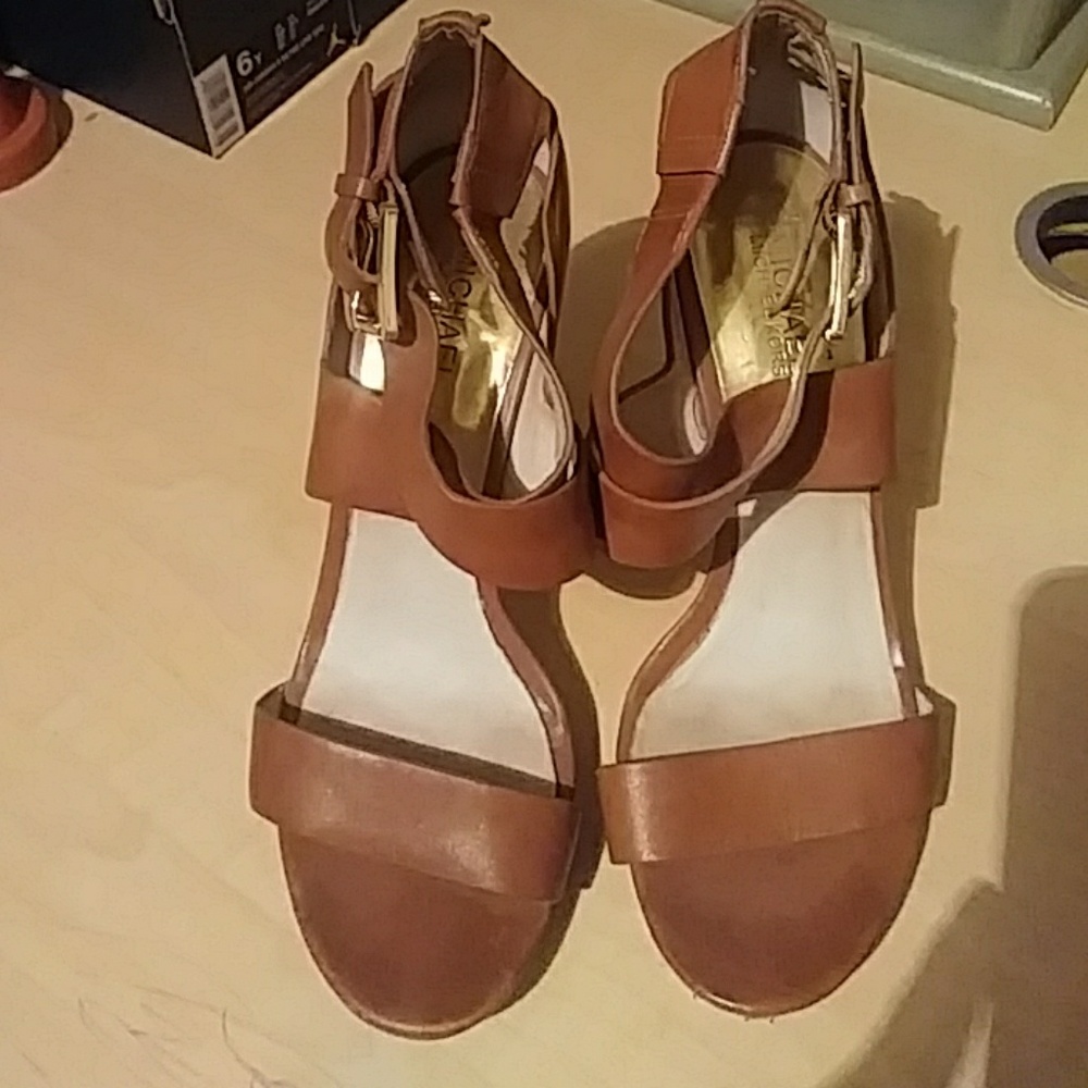 Michael Kors Tan Heels